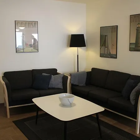 Aparthotel City 2*